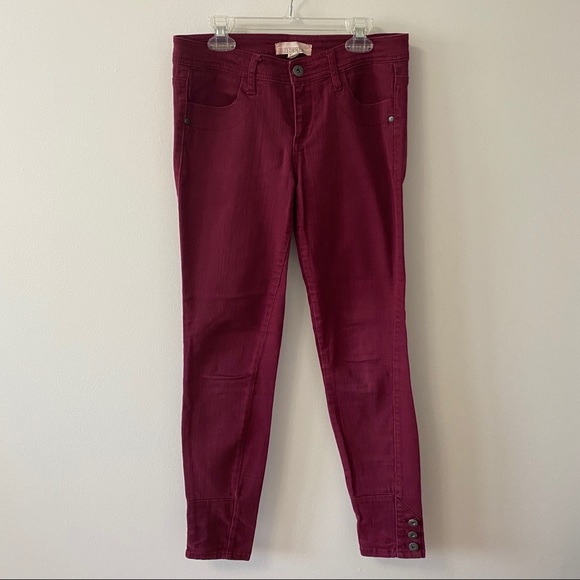 FOREVER 21 MAROON SKINNY JEANS - Picture 2 of 7